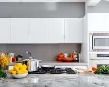 Grass Akcesoria Meblowe: Drobne Detale, które Tworzą Różnicę w Twojej Kuchni