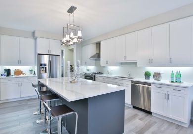 Sekrety obróbki skrawaniem: Narzędzia, materiały i bezpieczeństwo w warsztacie